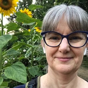 Meet your Posher, Gillian